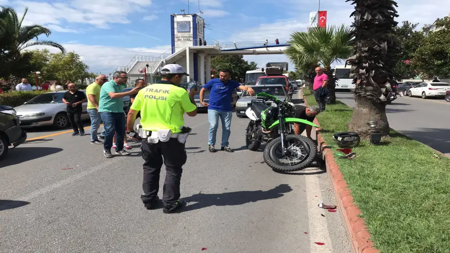 Otomobil ile motosiklet çarpıştı: 1 Yaralı 