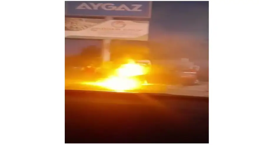 Otomobilin sürücüsü son anda kurtuldu...