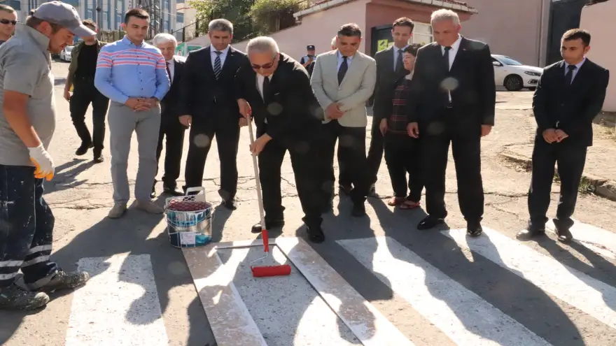 Yayalara Öncelik Duruşu Hayata Saygı Duruşu” etkinliği