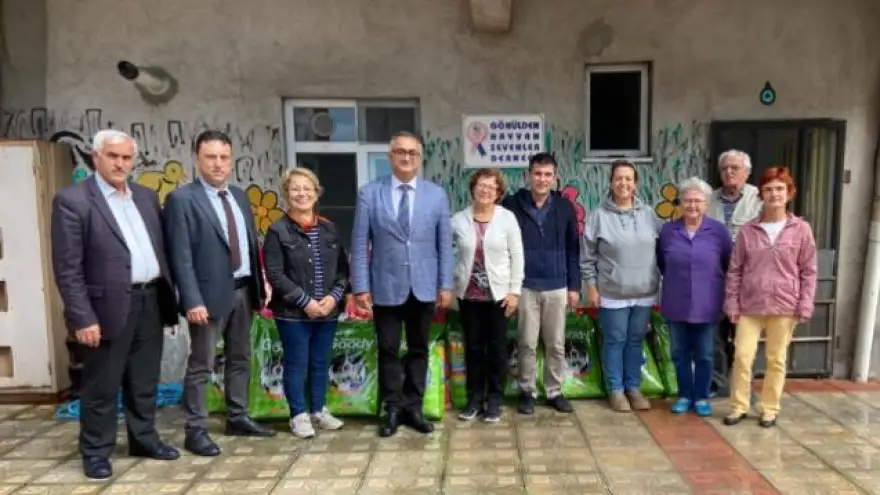 Belediyeden, Gönülden Hayvansevenler Derneği’ne ziyaret