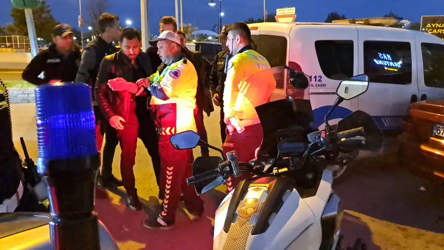 Polise hakaret etti, kolunu ısırdı...