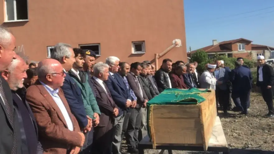 Çiğdemli Köyü muhtarı Aksoy son yolculuğuna uğurlandı...