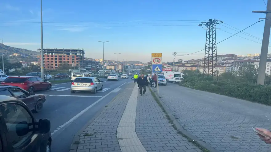 Otomobil, öğrenciye çarptı...
