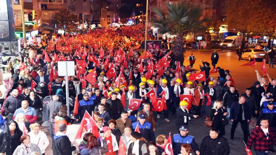 Ereğli’de Binlerce Vatandaş, Cumhuriyet İçin Yürüdü
