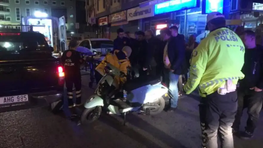 Kamyonet ile motosiklet çarpıştı: 1 yaralı