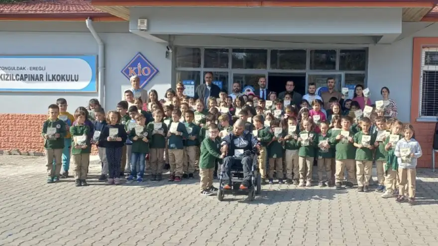 Yazar Yasin Çiçek’ten Kızılcapınar’da ‘imza’ günü