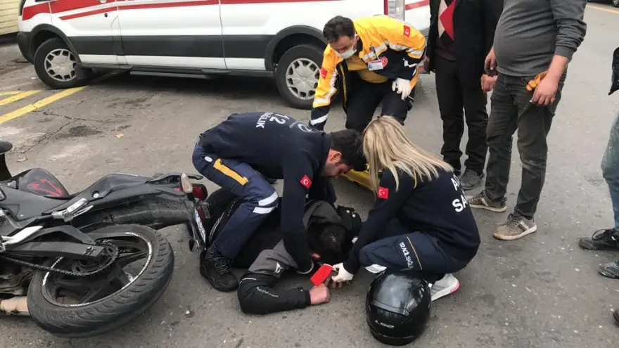 İki motosiklet çarpıştı...