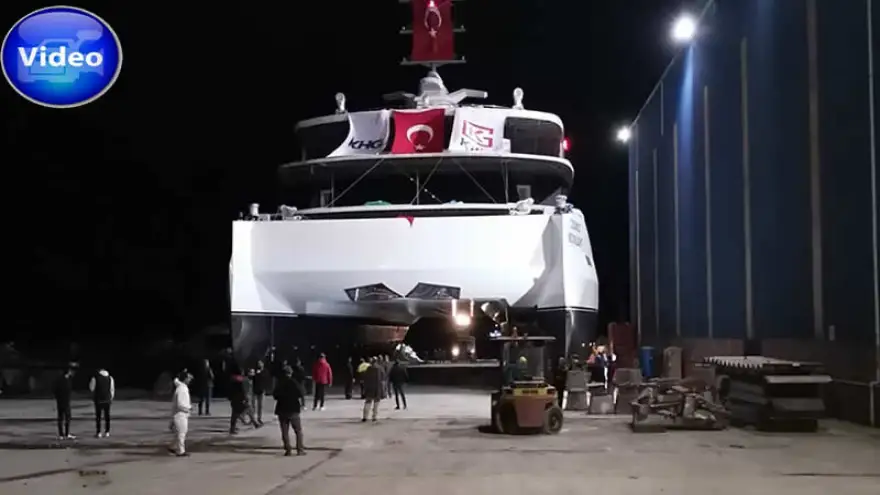 Med Yılmaz’da inşaa edilen Cosmos Moonlight denize indirildi