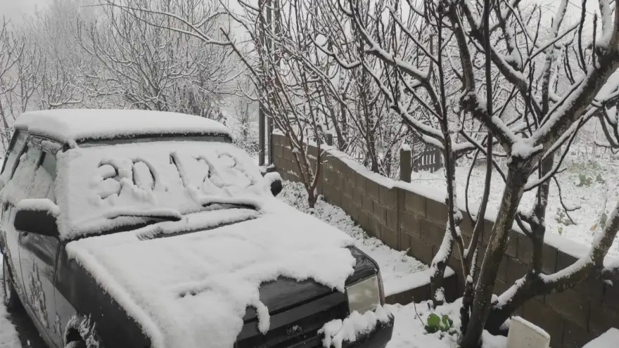 Ereğli'nin yüksek kesimlerinde kar etkisini gösterdi..