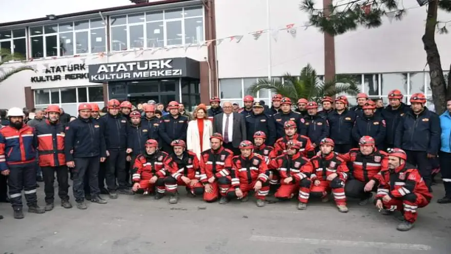 'Gayretleriniz için halkımız adına teşekkür ediyorum'