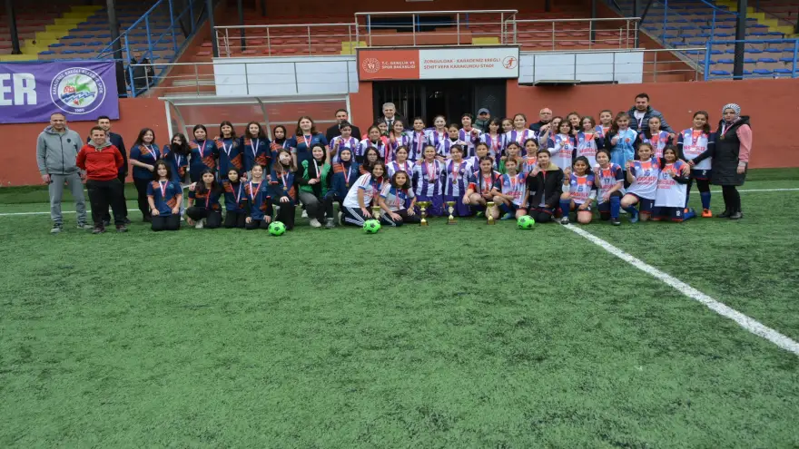 Zonguldak’ı Kdz.Ereğli Kız Takımları Temsil Edecek…