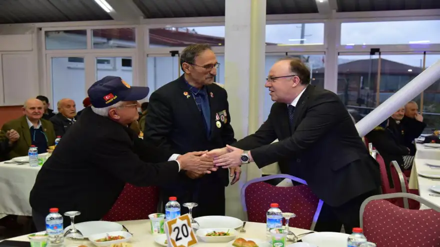 Vali Tutulmaz, şehit aileleri ve gazilerle iftarda buluştu