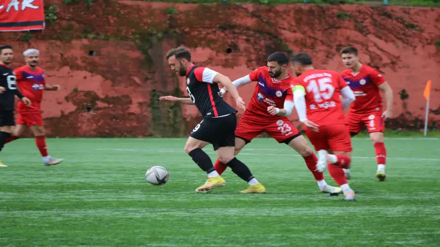 Ereğli Belediyespor Bartınspor’u 2-1 mağlup etti...