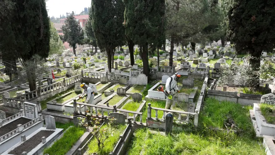 Kdz. Ereğli Şehir mezarlığı, bayram ziyaretine hazırlanıyor