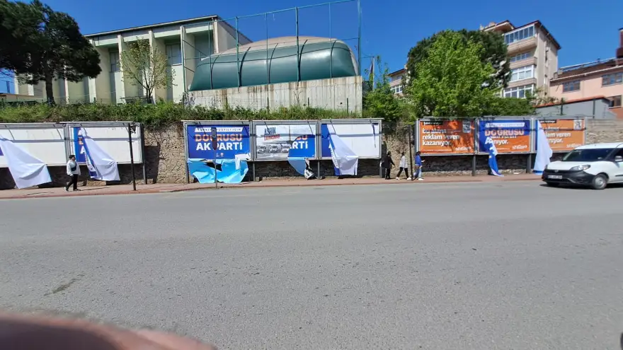 Bozkurt: "Partimizin afişlerinin tahrip edilmesini kınıyoruz"