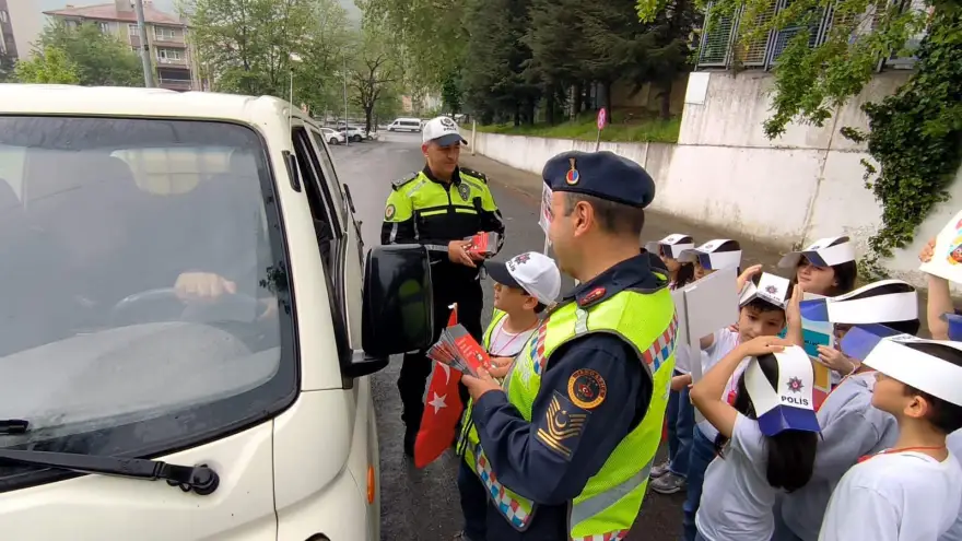 Ereğli'de öğrencilere trafik güvenliği eğitimi