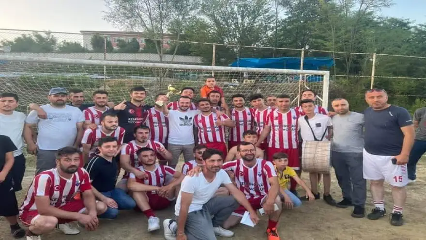 Ereğli'de Danişmentli Köyü turnuvayı şampiyon olarak tamamladı...