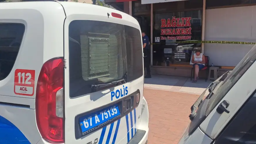 Eski sevgilisinin silahından çıkan kurşun ile yaralandı