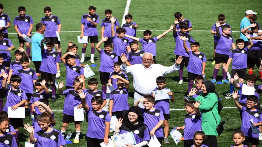 Ereğli Belediyespor'da 320 Genç sporcu sertifika aldı