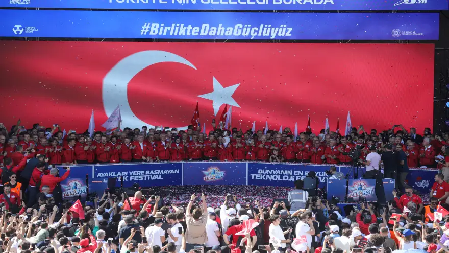 Konukoğlu: “TEKNOFEST geleceğimizin teminatı gençlerimize ilham oluyor”
