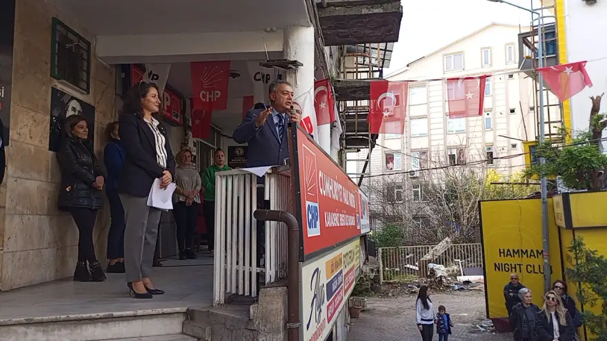 Hep beraber el ele geleceğe, bizi bekleyen limanımıza uzanalım...