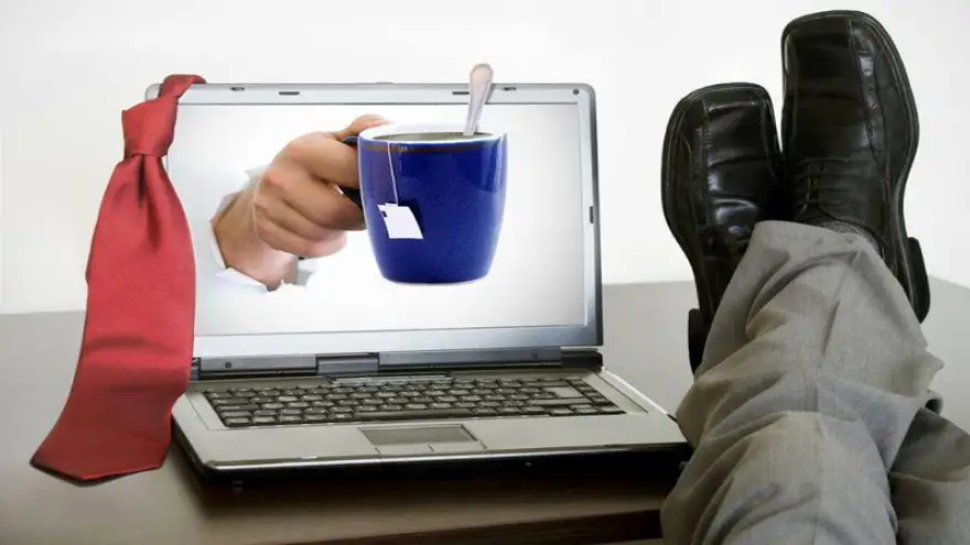 REKLAMIN İYİSİ KÖTÜSÜ OLMAZ,DİYORLAR... KOCA BİR YALAN! 