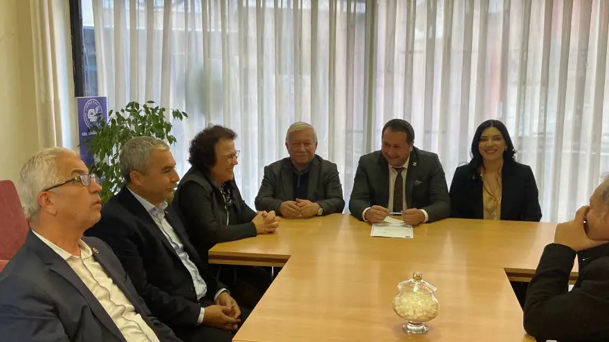 Karaarslan seçim çalışmalarını son sürat sürdürüyor...