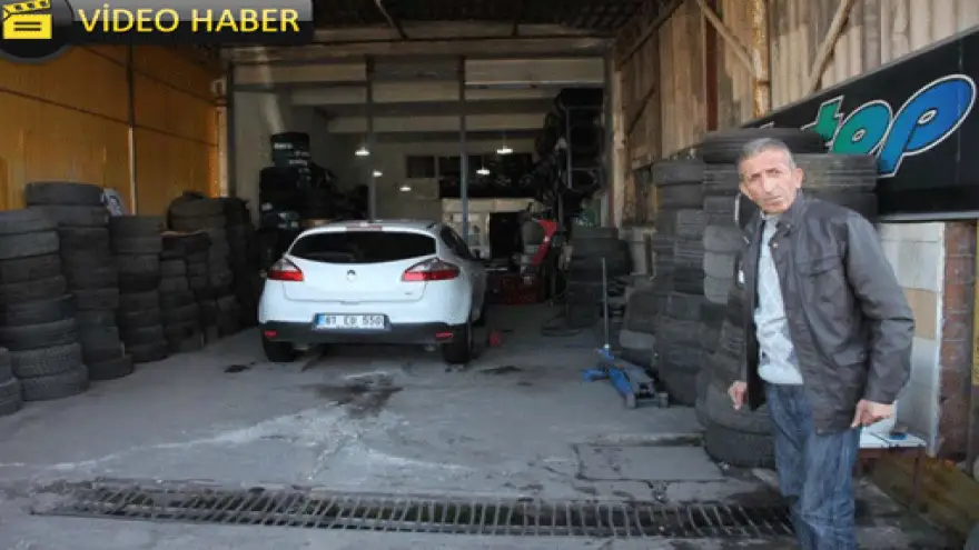 Maskeli hırsızlar Güvenlik kamerasına takıldı