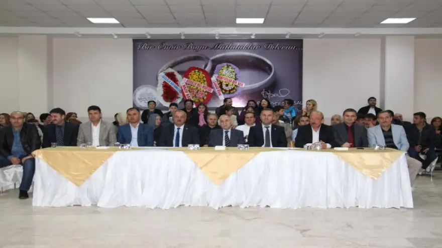 ALEVİLER GELENEKSEL AŞURE GÜNÜNDE BULUŞTULAR