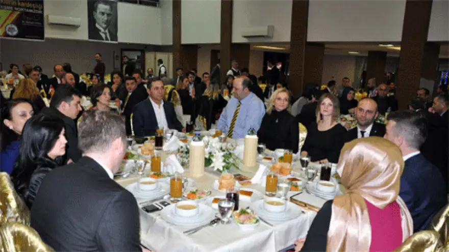 EREĞLİ BELEDİYESİNDEN RENKLERİN KARDEŞLİĞİ VE SPORDA BİRLİK GECESİ