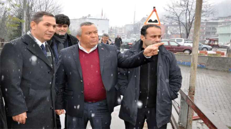 KANDİLLİ VE ORMANLIYA,EREĞLİ BELEDİYESİNDEN KARLA MÜCADELE DESTEĞİ