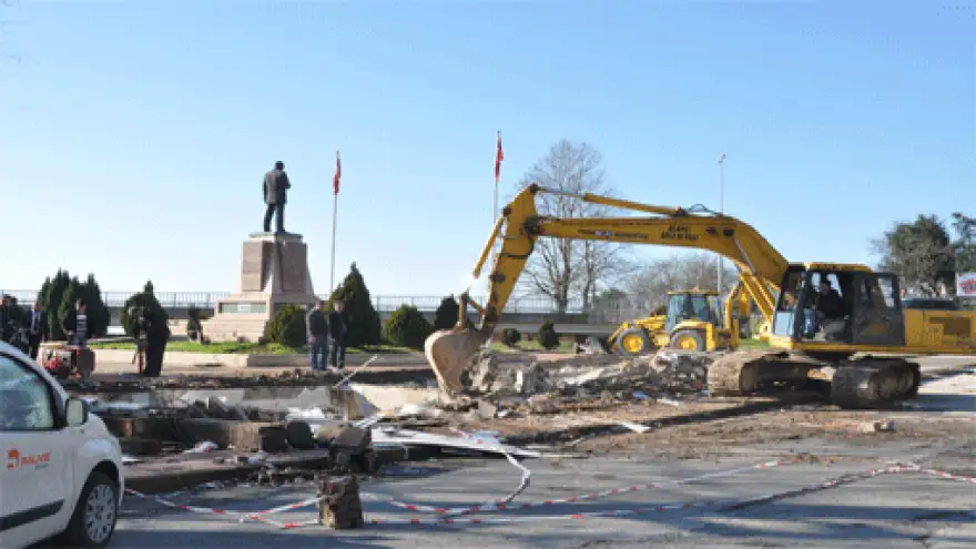 ANIT ALANINDA ÇEVRE DÜZENLEME ÇALIŞMASINA BAŞLANDI