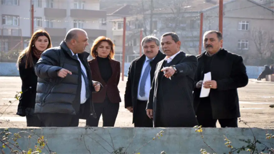 UYSALI MAHALLESİNDE GÖREN VATANDAŞ ŞAŞIRDI