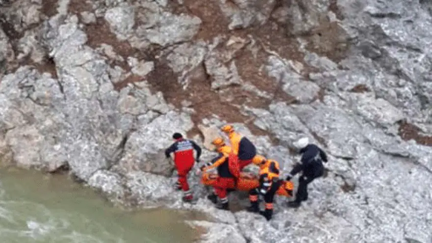 TIR DEREYE UÇTU:1YARALI