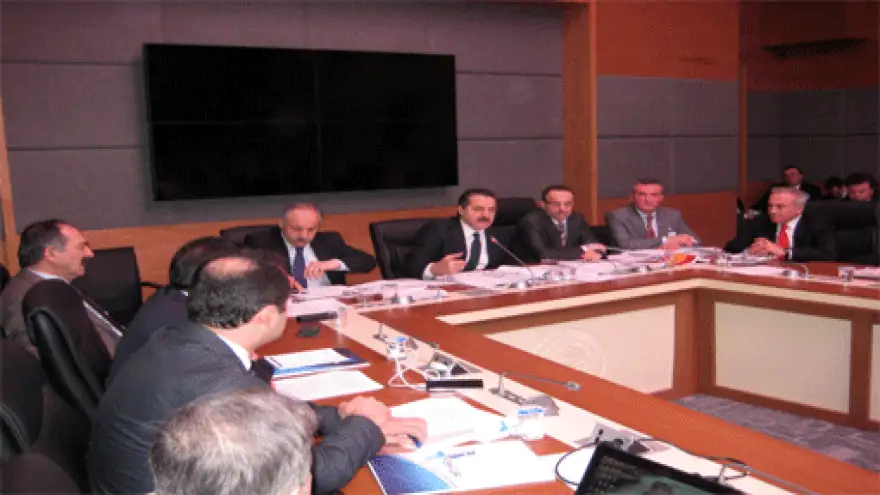 MADENCİ HAFTADA 37,5 SAAT ÇALIŞACAK