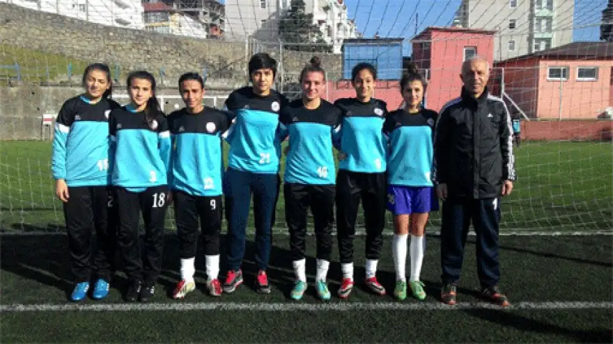 EREĞLİ BELEDİYESPOR MİLLİ TAKIMA 8 OYUNCU GÖNDERDİ                 