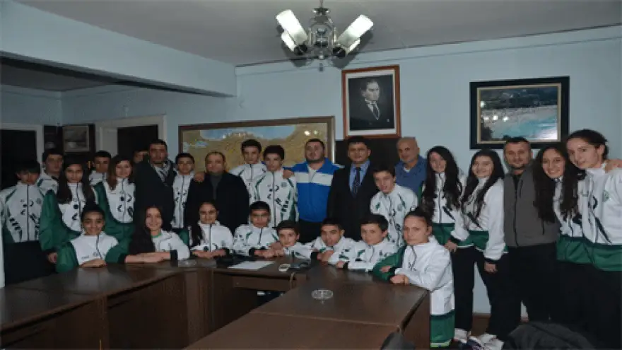 HENTBOL ŞAMPİYONU KOZLU OLDU