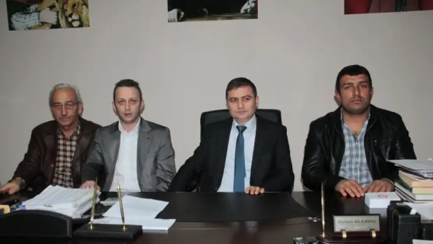 KANSU,UYSAL'A TEPKİ GÖSTERDİ