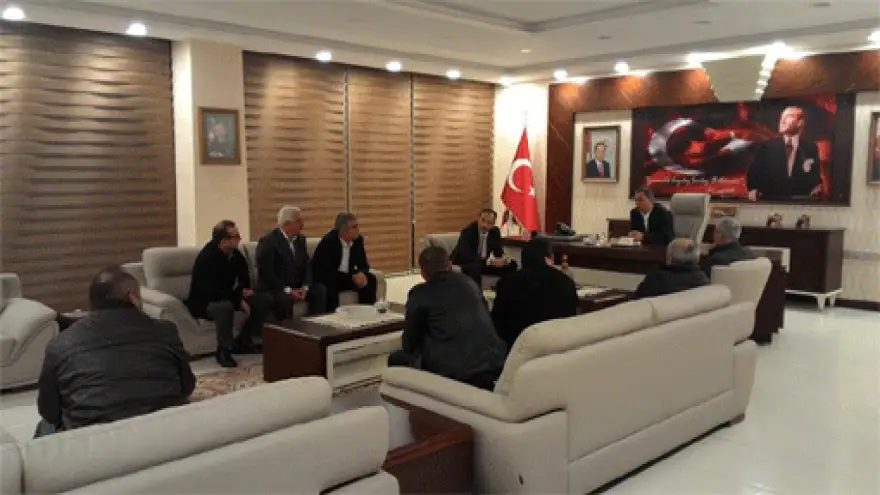 TAMAMEN GERÇEK DIŞI