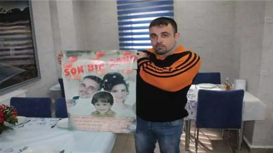 BOŞANDIĞI EŞİNE SEVGİLİLER GÜNÜ'NDE BARIŞMA TEKLİF ETTİ