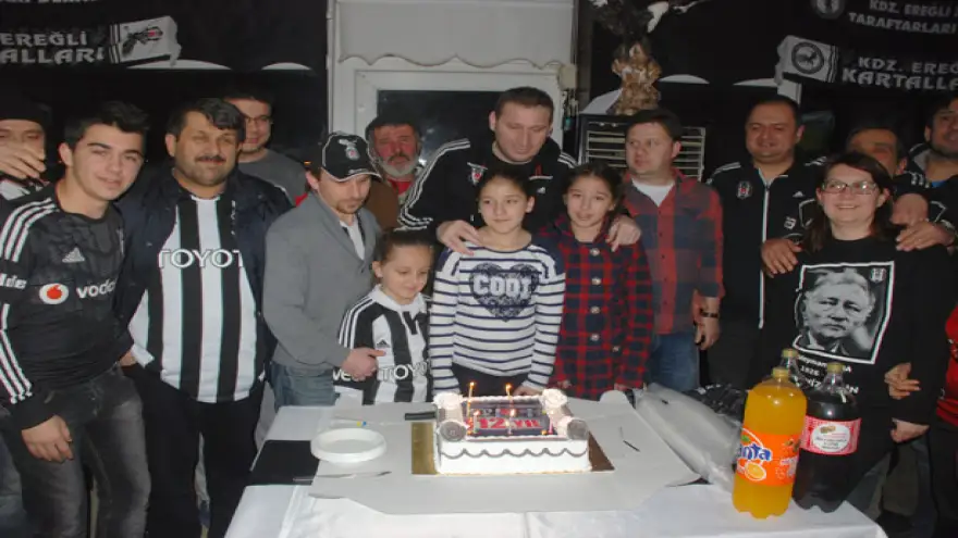 BJK TARAFTARLARI DERNEĞİ'NDEN 112. YIL PASTASI